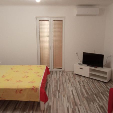 Studio Apartman Matkovic Imotski Exteriér fotografie